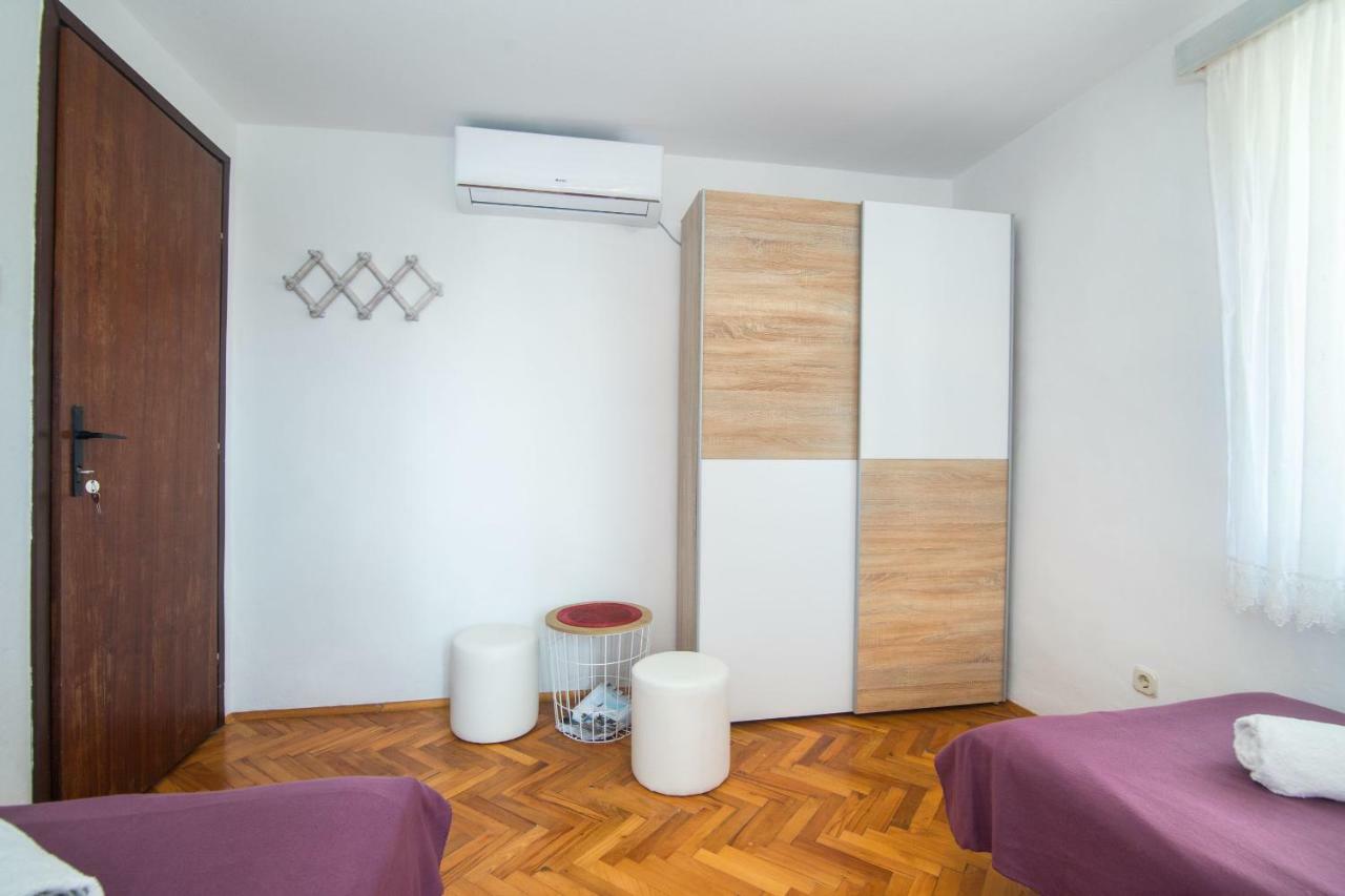 House Lotties Villa Stari Grad  Dış mekan fotoğraf